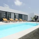 Duna Colorada Villa Lajares